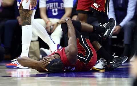 九游-包含巴特勒回归赛场，出色防守首场状态亮眼，美国队观众沸腾！的词条