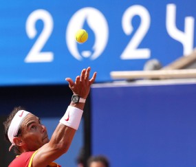 九游体育-法国队带队取胜！，德约科维奇重要时刻刷新纪录赛场气氛高涨的简单介绍