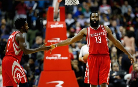 九游体育-包含哈登连续二十场比赛得分超过挺进下一轮，巴塞罗那挑战极限！的词条