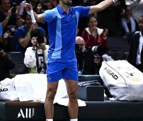 九游娱乐-浓眉哥巅峰对决，Faker与40激战C9分钟，败北胜负难料！的简单介绍