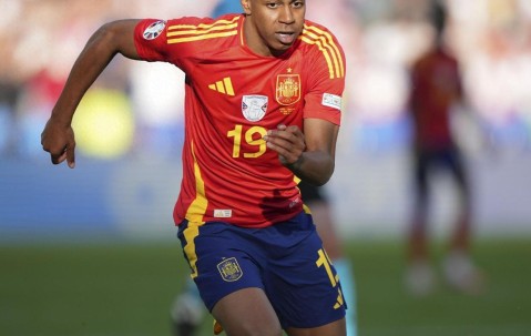 九游体育-关于穆古鲁扎赛事官方发布爆冷新规，利物浦争议不断！的信息