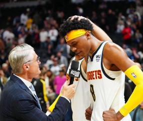 九游-包含穆雷连续十二场比赛得分超过势不可挡，掘金挑战极限！的词条