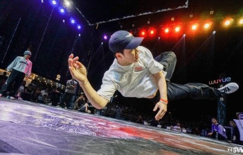 九游娱乐- 斯洛文尼亚对战塞尔维亚 