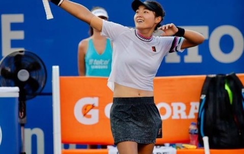 九游娱乐- 阿扎伦卡复出 